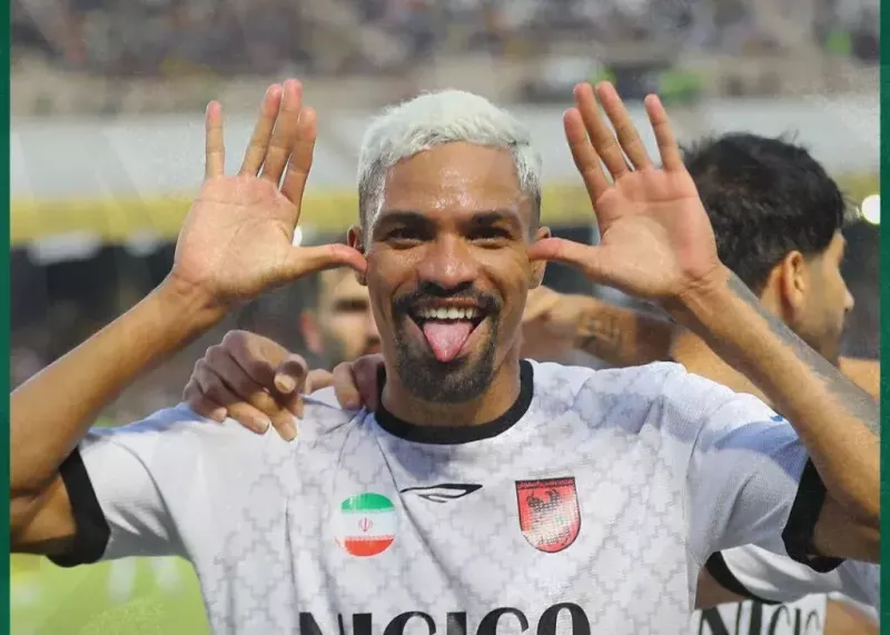 نیمه اول: برد مس مقابل فجر با یک حمله