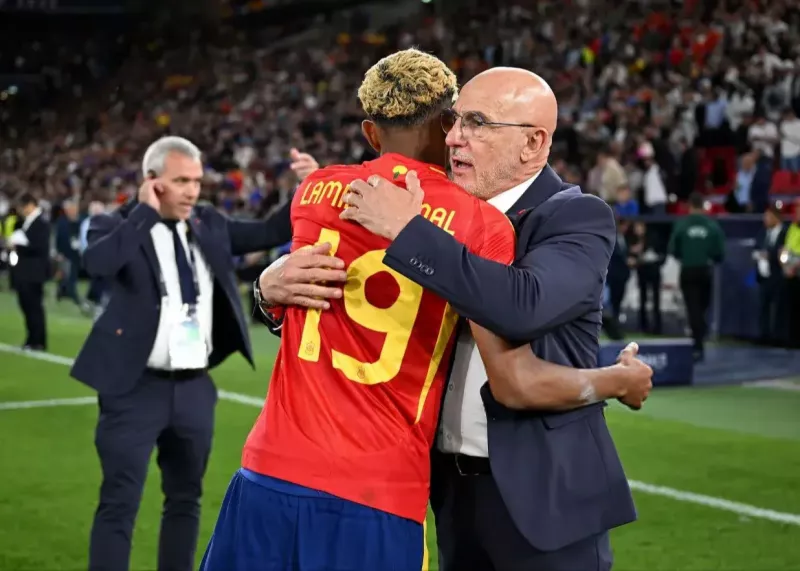 دلا فوئنته اطمینان داد: یامال و کارواخال دعوا نمیکنند!