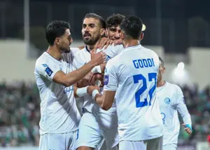 اتحاد دو بازیکن لرستانی در پیراهن استقلال (عکس)