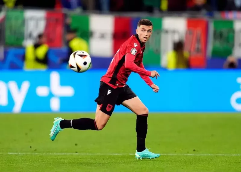 lyivxesp5.webp?w=800