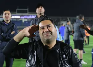 چادرملو صدرنشین لیگ برتر تا اطلاع ثانوی!