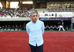 جدل لفظی خطیبی و خبرنگار: برو، من باج نمی‌دهم!