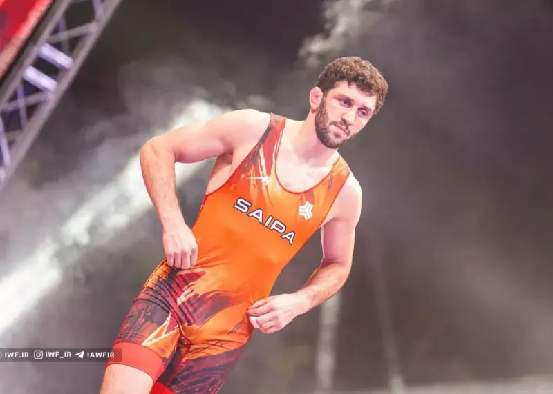 ستاره های کشتی روسیه در راه لیگ ایران