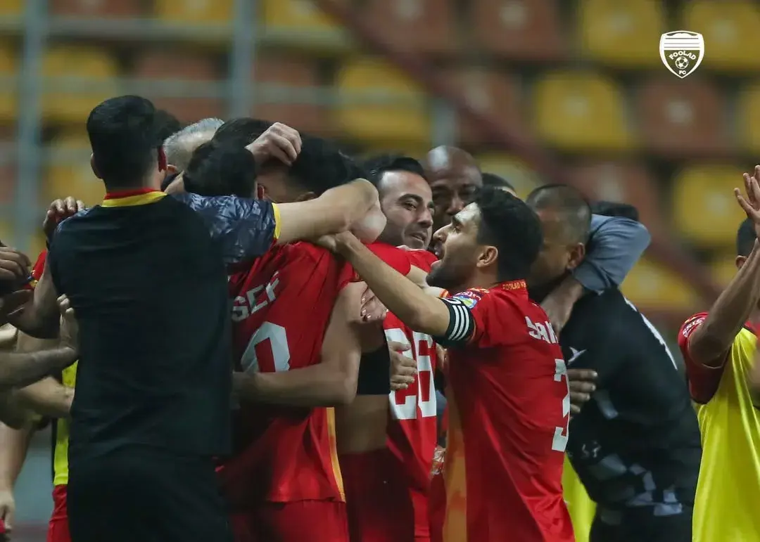 محروقی خنده را روی لب یحیی آورد