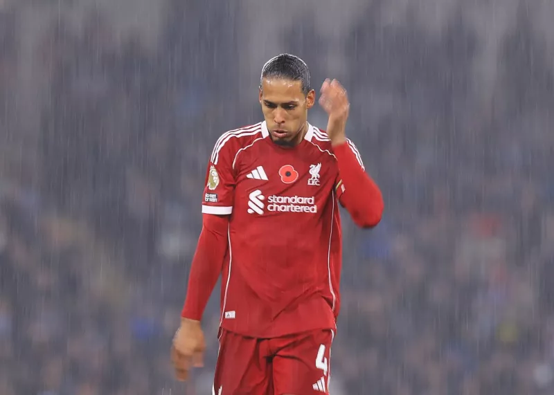 مخالفت فندایک با اشلوت: بحث فایده ندارد!