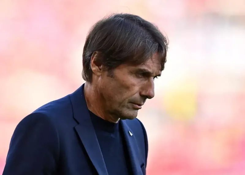 کونته: یا من فوتبال بلد نیستم یا بچهها گوش نمیدهند