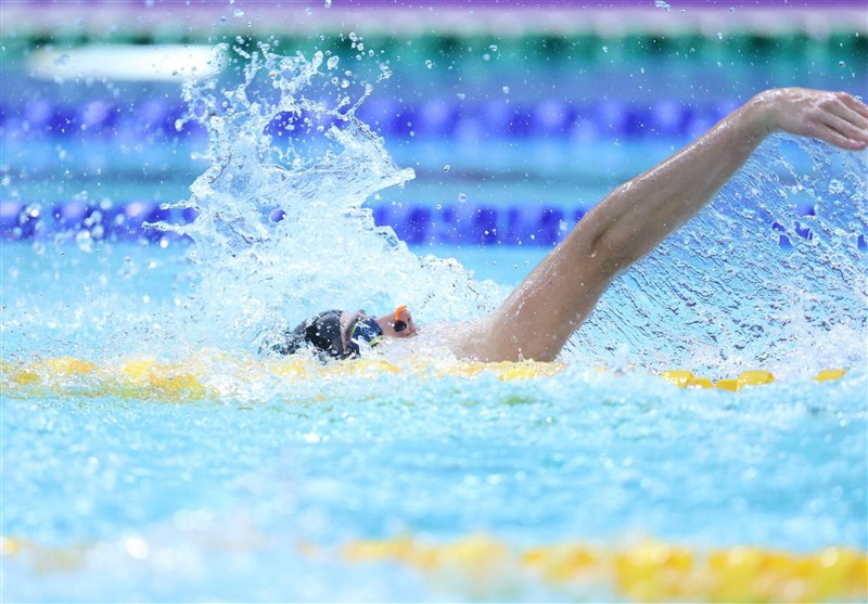 صعود 2 شناگر ایران به نیمه نهایی 100 متر کرال پشت