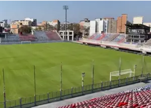 ورزشگاه جذاب شمال آماده لیگ برتر است!(عکس)