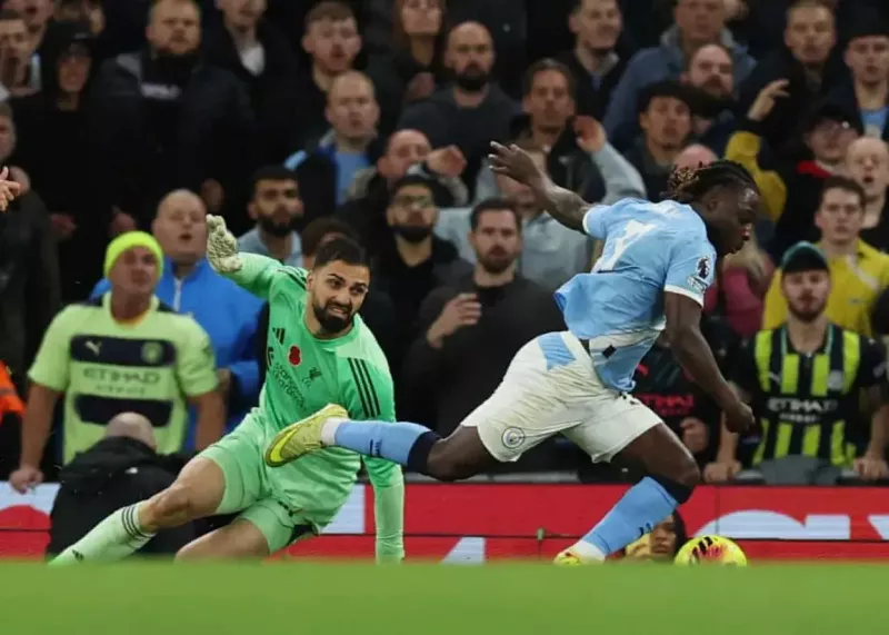 جنجال در بازی بزرگ: دوکو سرنگون شد، هالند ناکام