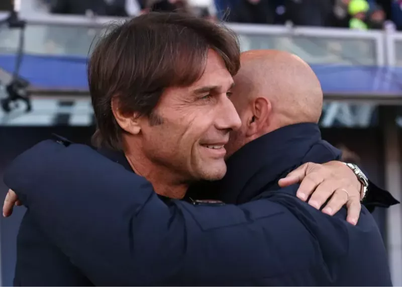 بولونیا 2-0 ناپولی: صدر را دودستی به میلان دادند