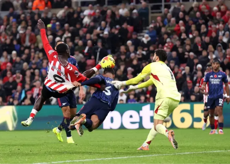 کار بزرگ ستاره گمنام: متوقف کردن آرسنال!