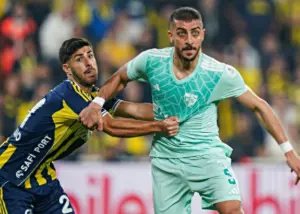 ملی‌پوش ایران مقابل فنرباغچه گل ساخت (عکس)