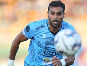 نجات لحظه آخری برای صدرنشینی (عکس)