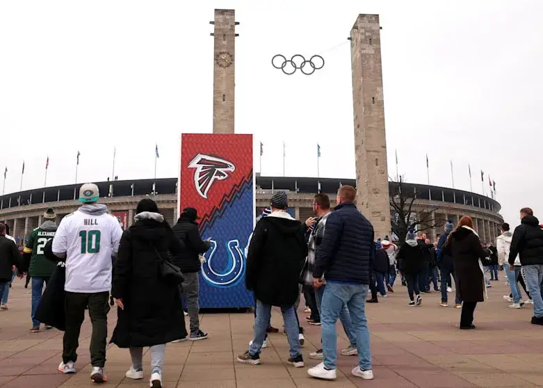 خشونت بلای فوتبال: از فوتبال آمریکایی درس بگیرید!