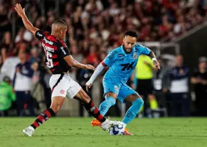 خشم نیمار: این داور هم متکبر است هم افتضاح!