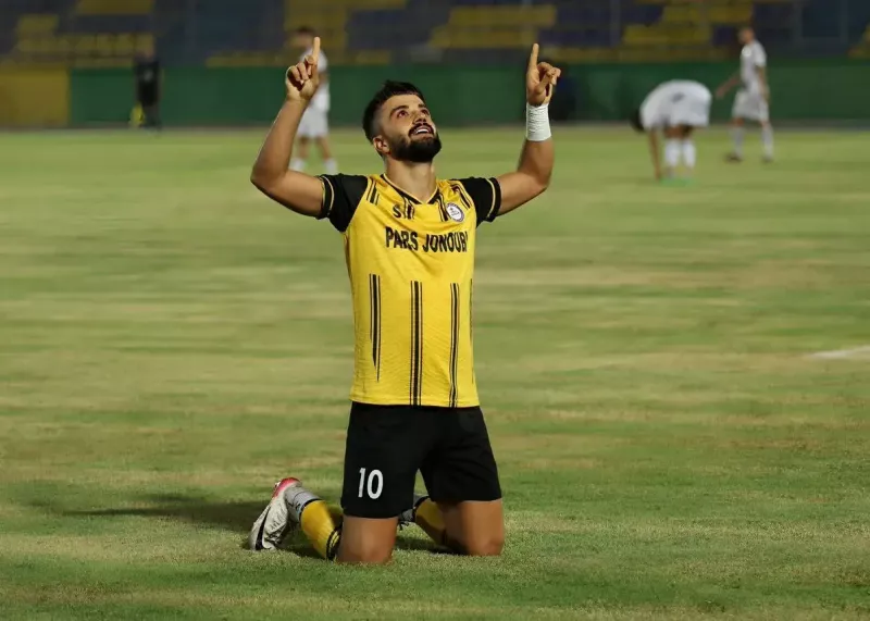 نجفی درخشید، پارس پیروزی را از دست داد!