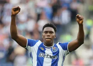 فاصله سامو با اسپانیایی شدن ابدی: یک دقیقه