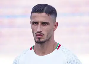 بلیت جام جهانی در دست مهاجم پرسپولیس