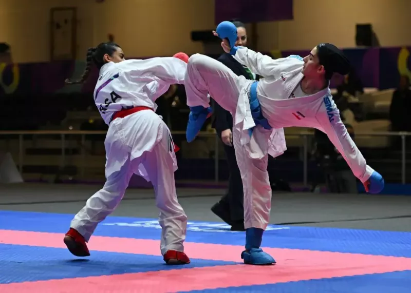 آتوسا در جستجوی سومین طلای دختران کاراته   