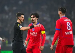 تایید شد: پیروزی پی‌اس‌جی به لطف داور