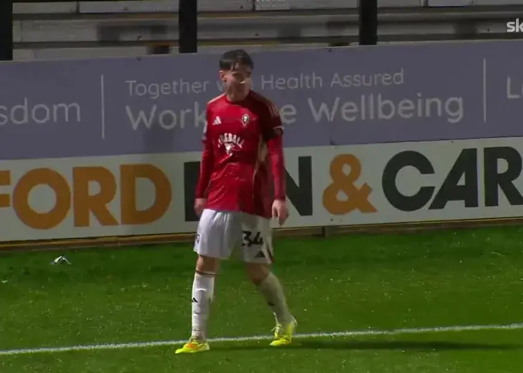 چیپ استثنایی از پسر اسطوره منچستریونایتد! (عکس)