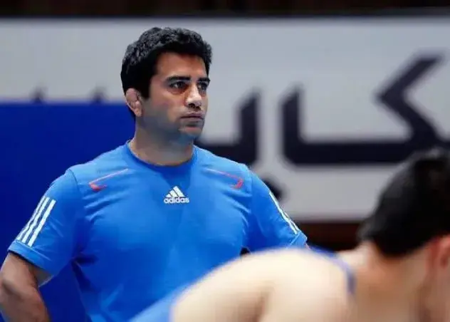 طلایی: قرارداد هفت میلیاردی یزدانی نوش جانش!