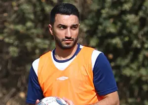 گلگهر برای پرسپولیس دست به توپ شد! (عکس)