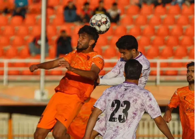 لیگ یک: قدم مهم حسین‌خانی برای مدعی شدن