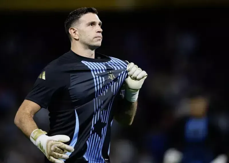 جواب شیک دیبو مارتینز به اعتراض گتوزو