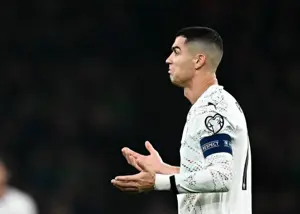 تصمیم فیفا درباره مجازات رونالدو