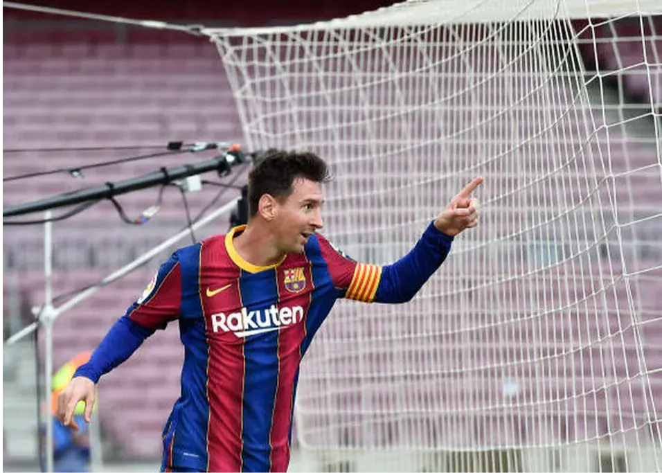 یوردی کرویف درباره اسطوره باشگاه کاتالان/ مجسمه مسی در بارسا؟ یک روز انجام می‌شود