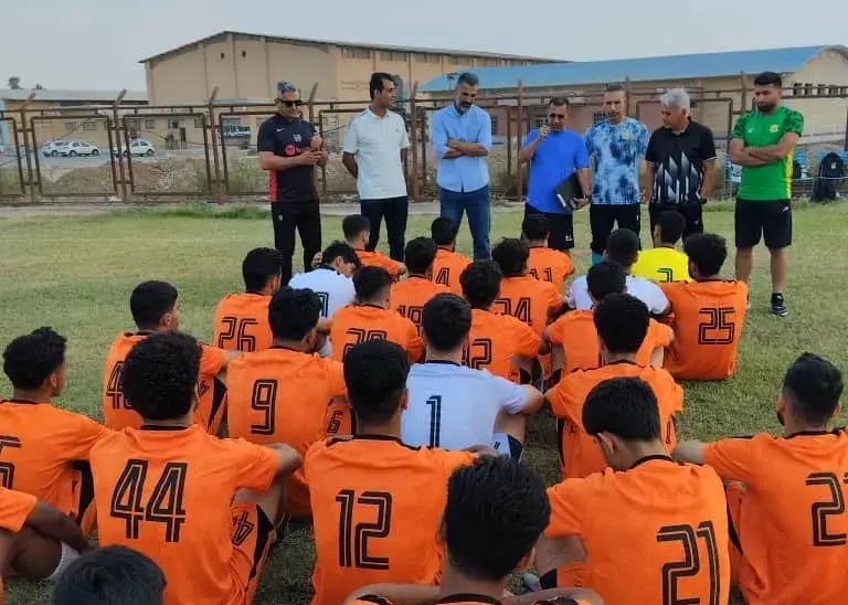 هاشمی نسب در تمرین آبادانیها (عکس)