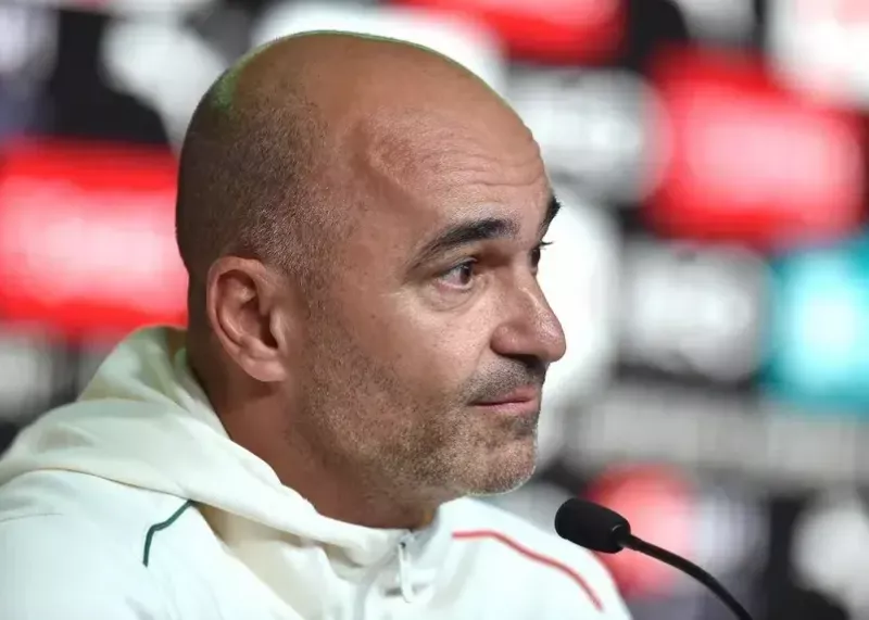 مارتینز: به رونالدو گفتم اردوی تیم را ترک کند