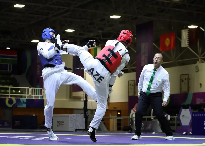 یک برنز برای پسران تکواندوی ایران در روز اول