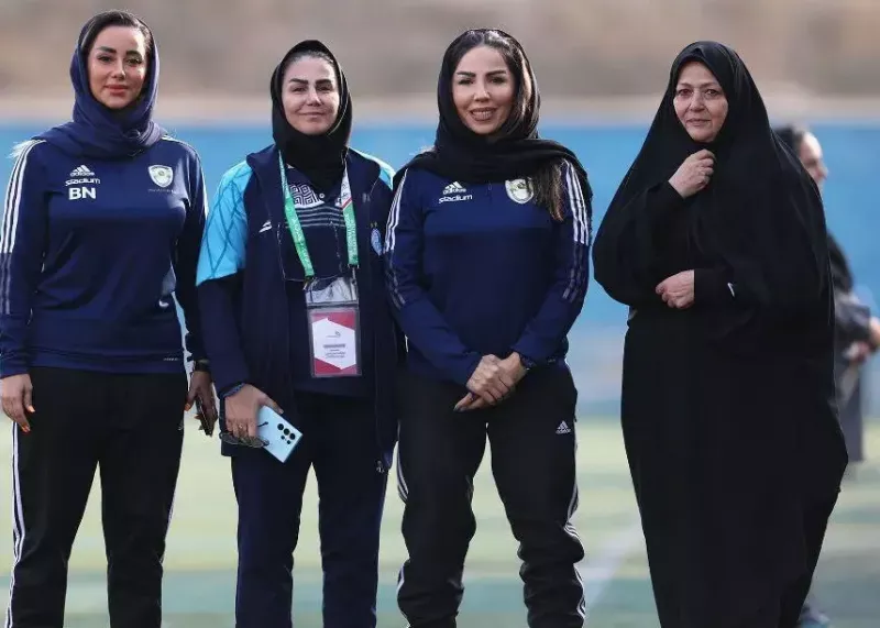 مربی فوتسال زنان استقلال، هوادار تیم زنان شد