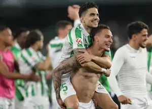 آنتونی ترکیبی از کریستیانو و نیمار است!