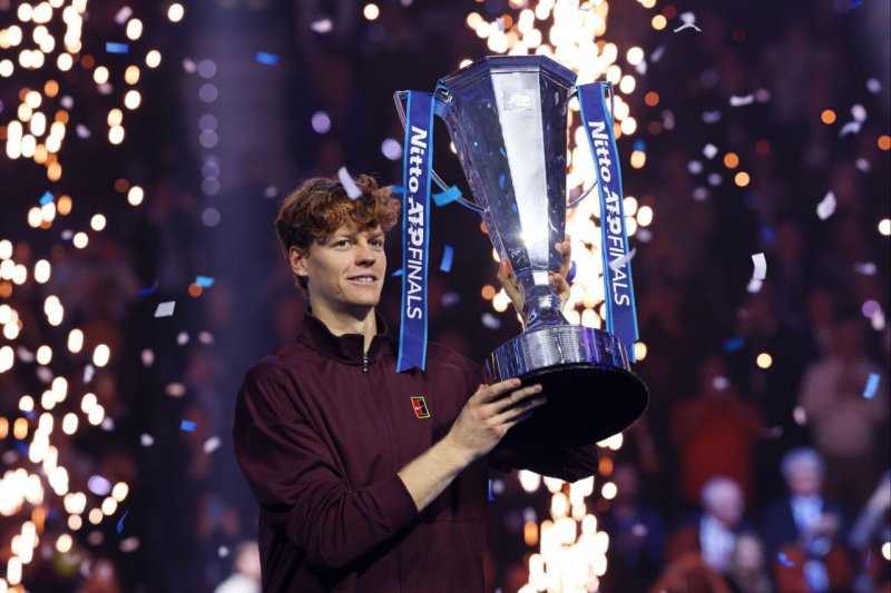 یانیک سینر: در لحظههای سخت نماینده یک ملت هستیم