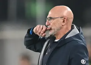 برای قهرمانی در جهان: پنج نبرد بزرگ لاروخا!