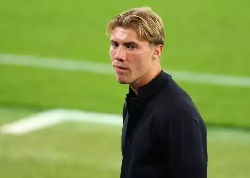 ویروس فیفا به جان کونته: ستاره ناپولی تب کرد