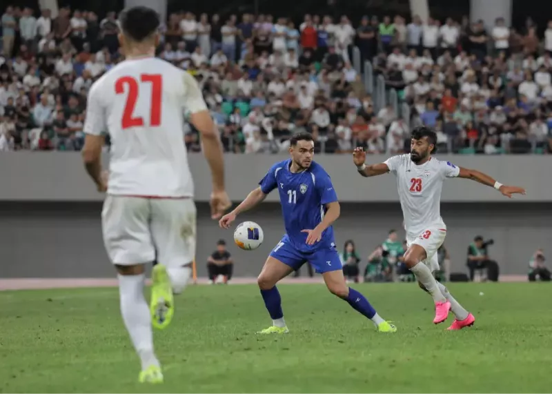 ازبکستان با لباسهای فینال کافا مقابل ایران