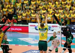 اسفندیار و عبادی‌پور: رقابت بر سر بیشتر باختن!