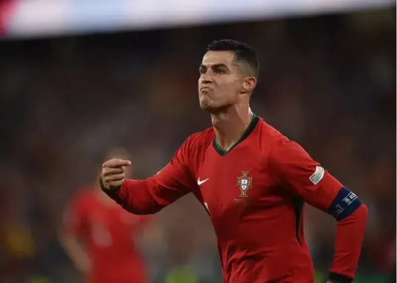 واکنش رونالدو به صعود پرتغال (عکس)