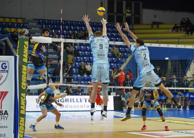 پدیده ایرانی همچنان در حسرت اولین برد در سریآ