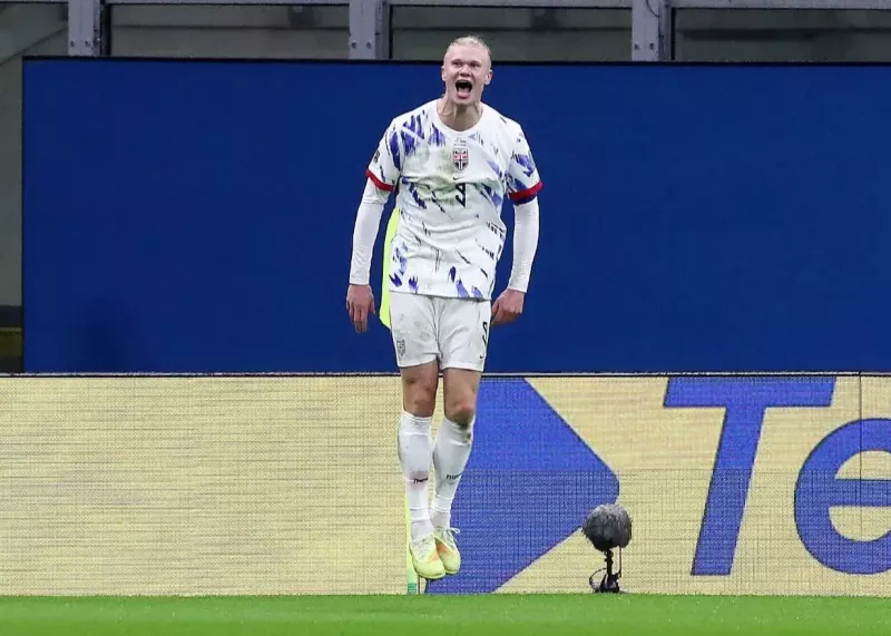 دو دقیقه، دو گل: دیوانگی هالند برابر آتزوری