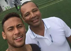 رسمی: پدر نیمار برند پله را خرید