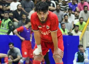 جنجال در لیگ فوتسال: اعتراض روی بازیکن سرباز!