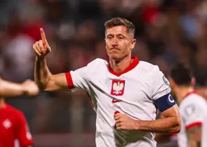 مالت ۲-۳ لهستان: لوا و تیمش در جاده پلیآف