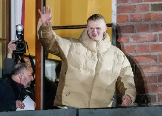 استقبال تاریخی از نروژ در سرمای زیر صفر (عکس)