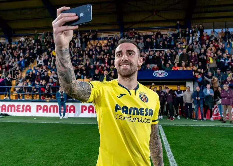 مهاجم سالخورده اسپانیایی دوباره روی میز پرسپولیس