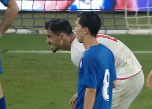 دلیل امتناع علیپور از زدن پنالتی!(عکس)